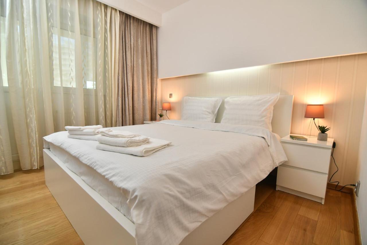 Parliament Square Elite Escapes Apartman Bukarest Kültér fotó