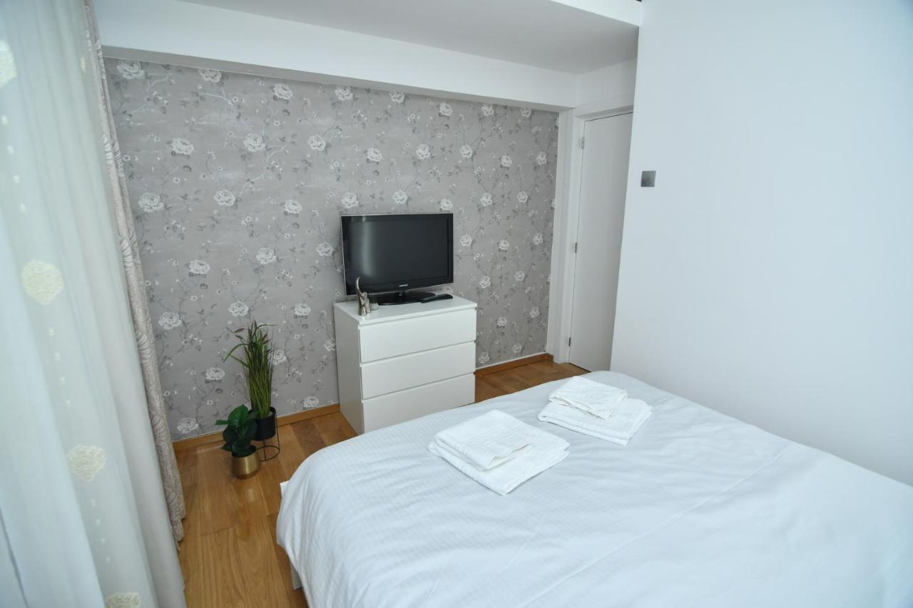 Parliament Square Elite Escapes Apartman Bukarest Kültér fotó