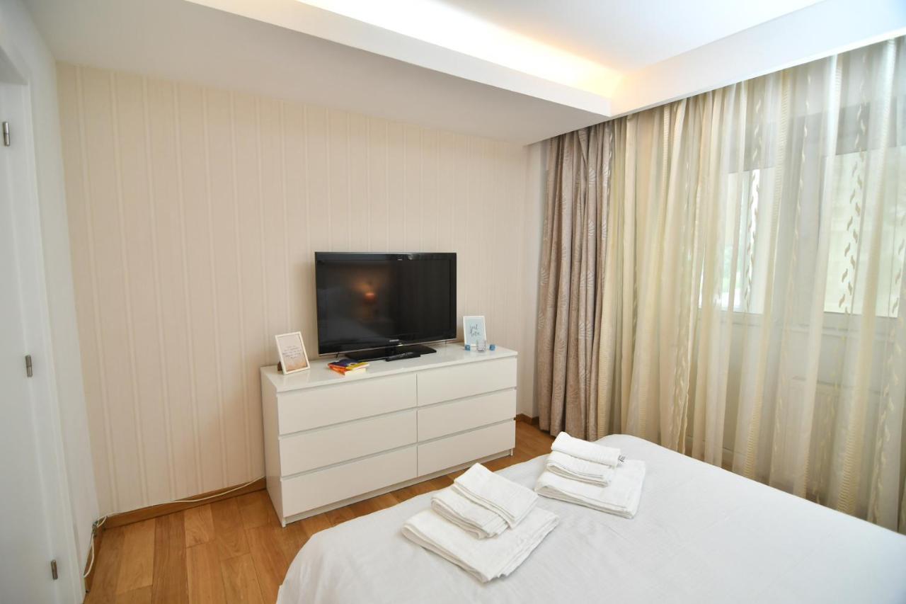 Parliament Square Elite Escapes Apartman Bukarest Kültér fotó